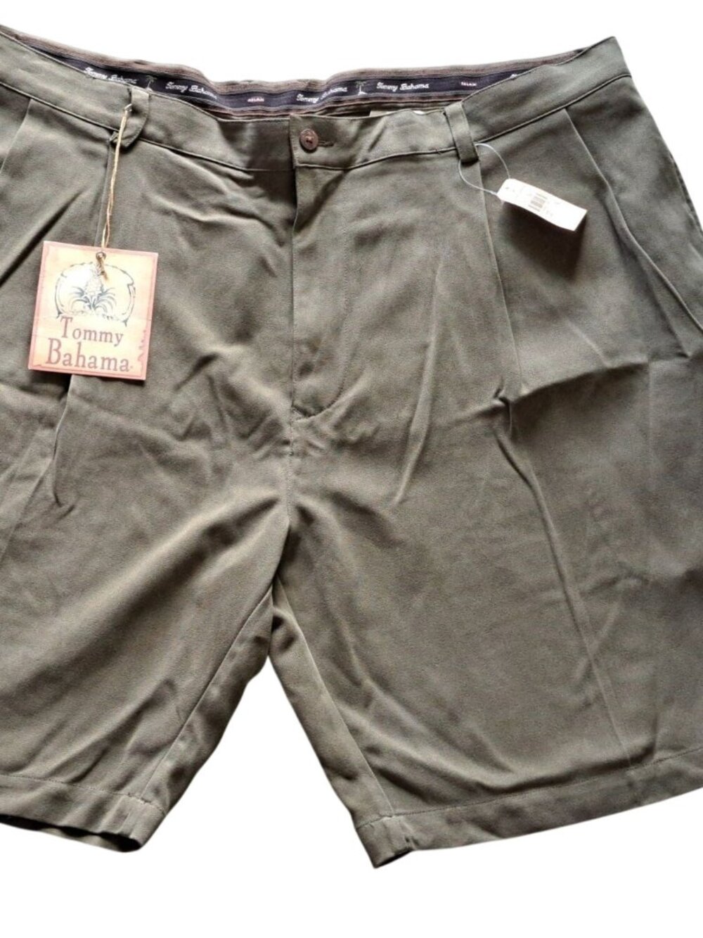 New Tommy Bahama Silk Pleated Dark Olive Shorts Size 42 Tags Summer Vacation